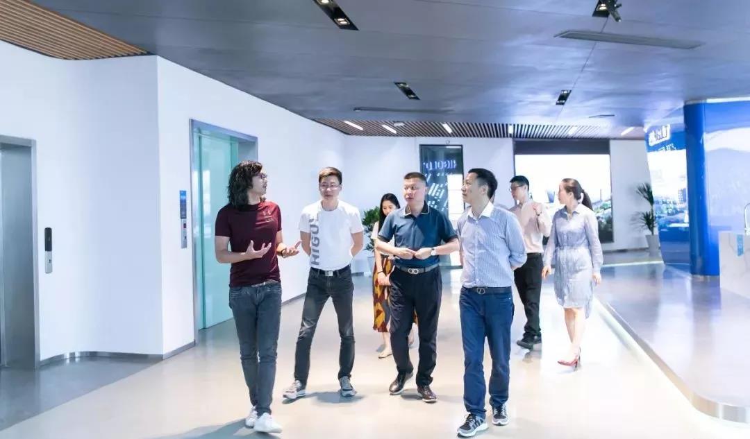 金牌温建怀董事长亲临k8凯发，战略合作推向新高潮